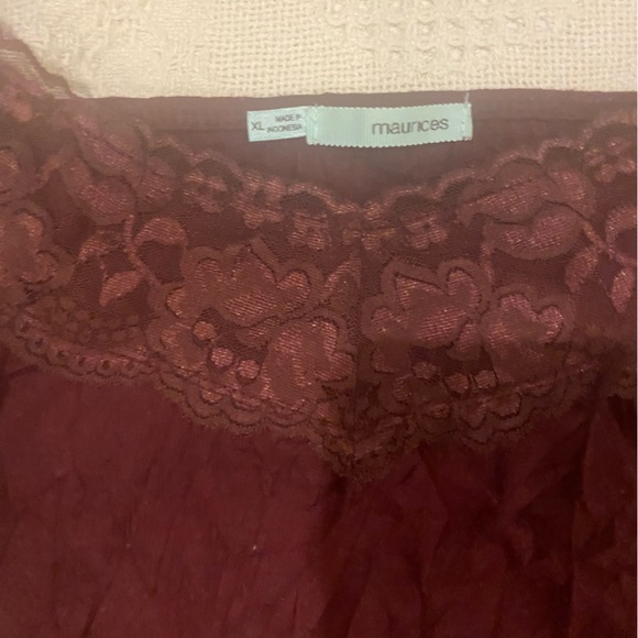 Maurices-Size XL tank-Lace detail-Wine/Navy/Gray - Picture 10 of 11
